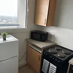 Oyes Studio Apartment